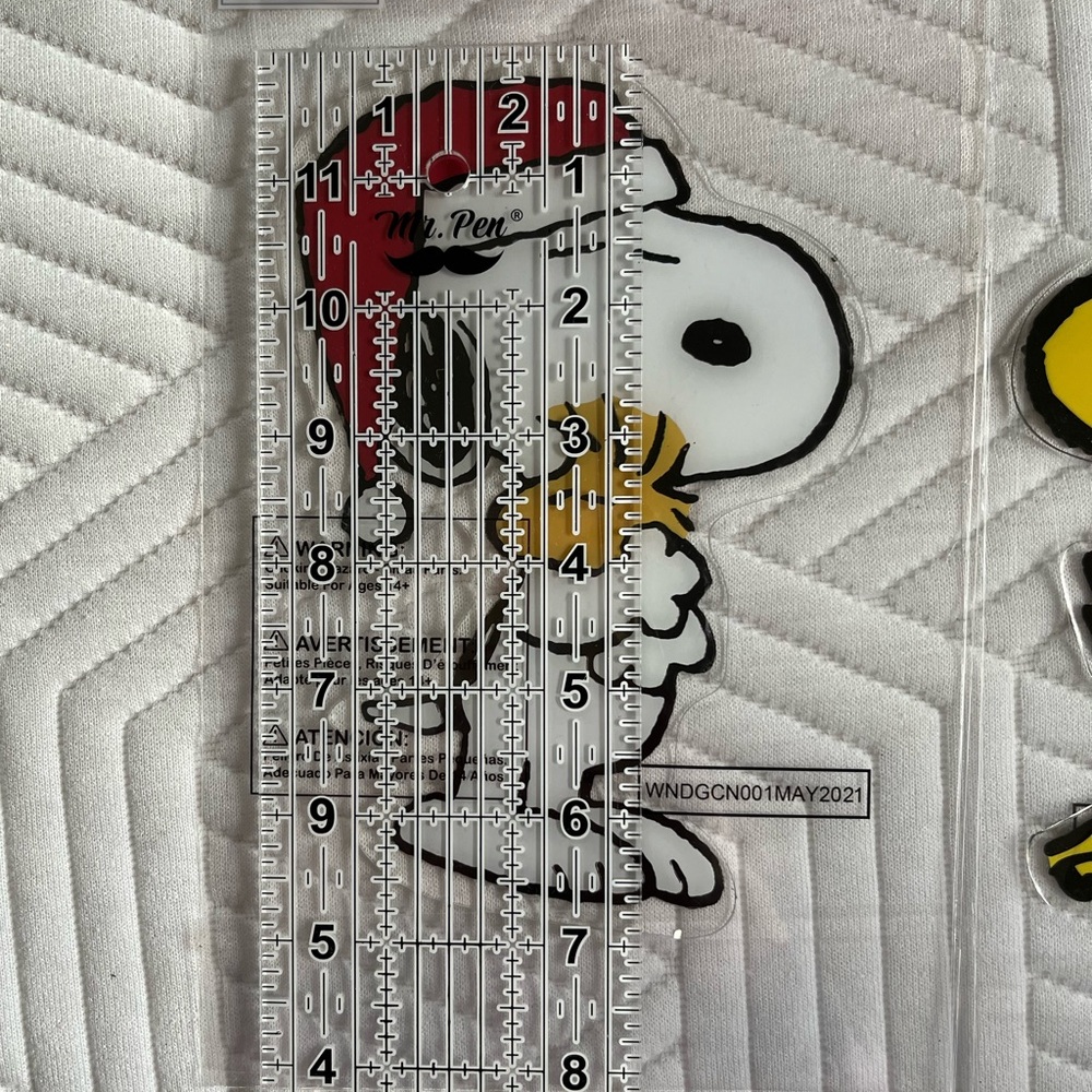 Snoopy & Woodstock Peanuts Two-Sided Reusable Jelz Holiday Window Clings NIP - Picture 4 of 5